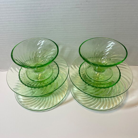 Vintage Green Spiral Depression Glass Dessert Sets - 4 Swirl Plates and 4 Matchi - Picture 6 of 15